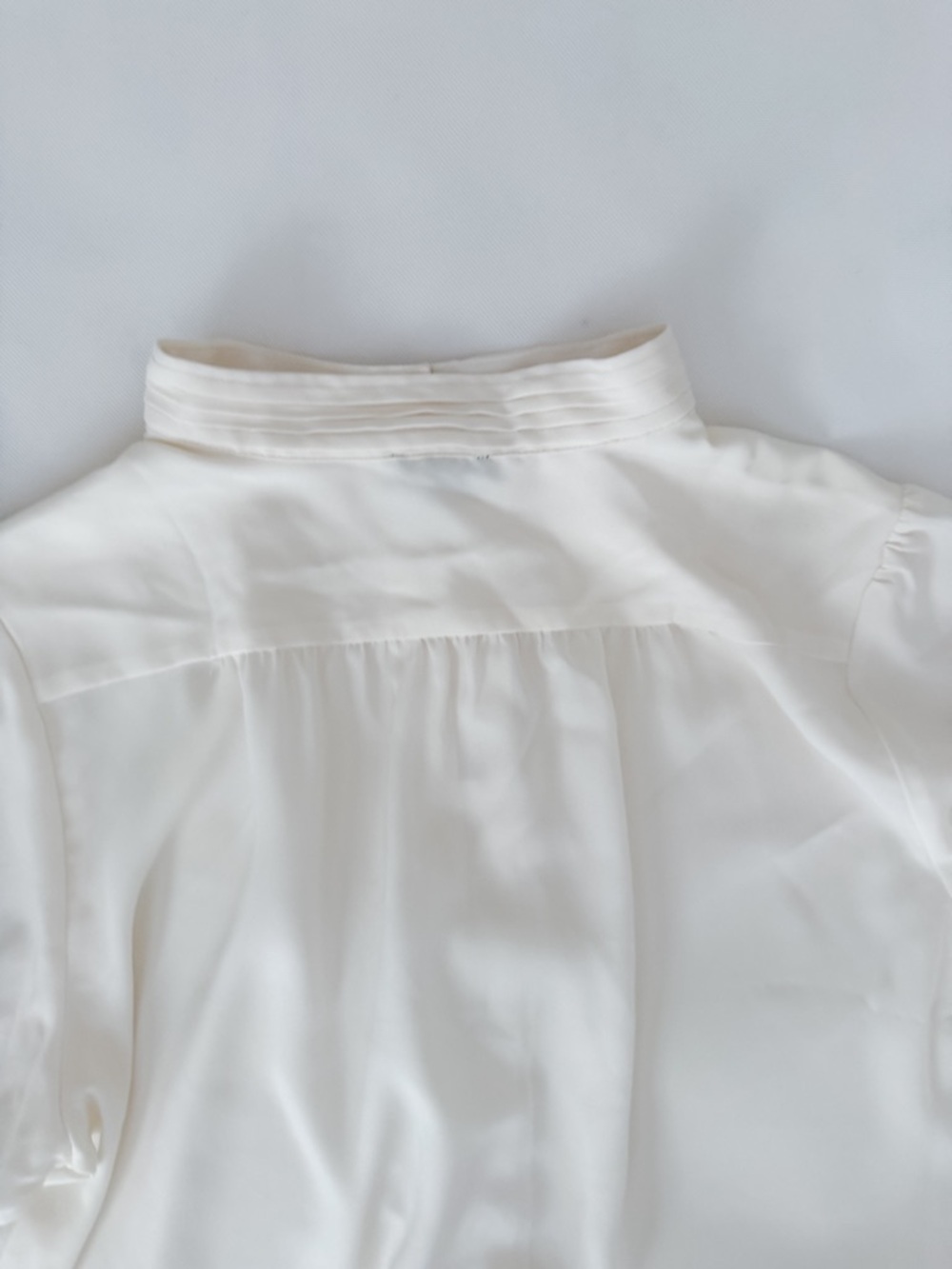 Ann Taylor White Blouse | Pleated Neck Button Front Top Short Sleeve XL - Picture 9 of 10